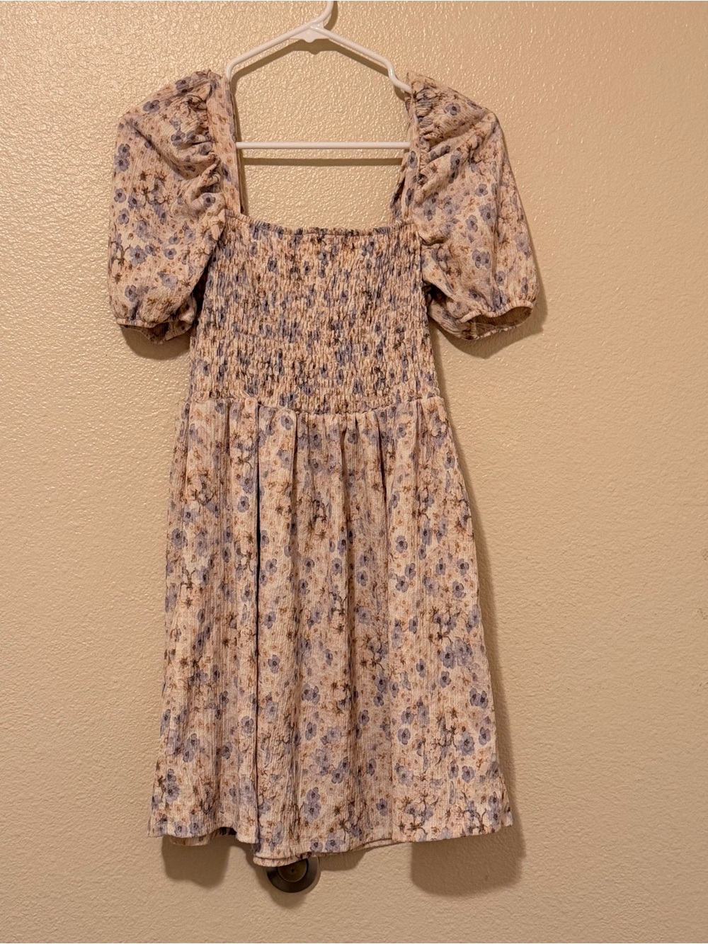 H&M Cream Dress with Floral Print — Smocked Puff Sleeve